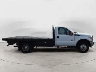 Ford F-350 Super Duty 2015 4x4 XL Cabina Regular 2 puertas 141 pulg. WB DRW Chasis