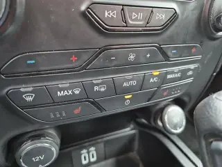 Ford Ranger 2019 4x4 XLT 4 puertas SuperCrew 5.1 pies. SB