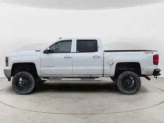 Chevrolet Silverado 1500 2014 4x4 LT 4 puertas Cabina Crew 5.8 pies. Caja corta