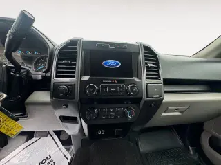 Ford F-150 2019 4x4 XLT 4 puertas SuperCrew 5.5 pies SB