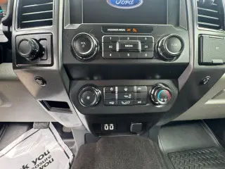Ford F-150 2019 4x4 XLT 4 puertas SuperCrew 5.5 pies SB
