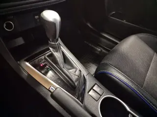 Toyota Corolla 2018 SE 4 puertas Sedán 6M