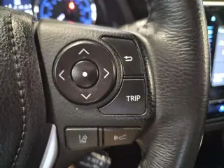 Toyota Corolla 2018 SE 4 puertas Sedán 6M