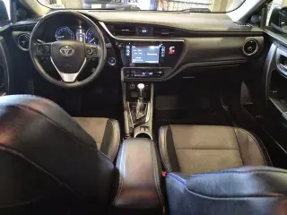 Toyota Corolla 2018 SE 4 puertas Sedán 6M