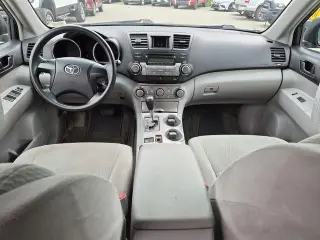 Toyota Highlander 2010 AWD Base 4 puertas SUV