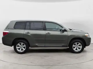 Toyota Highlander 2010 AWD Base 4 puertas SUV