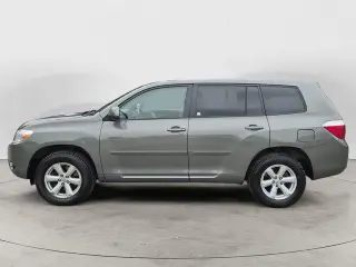 Toyota Highlander 2010 AWD Base 4 puertas SUV
