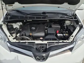 Toyota Sienna 2019 AWD LE 7 pasajeros 4 puertas Minivan