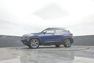Kia Seltos 2024 S 4dr SUV