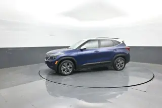 Kia Seltos 2024 S 4dr SUV