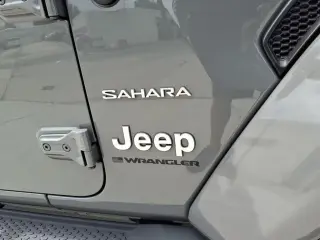 Jeep Wrangler 2023 4x4 Sahara 4 puertas SUV