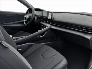 Hyundai ELANTRA Híbrido 2025 SEL Sport 4 puertas Sedan