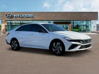 Hyundai ELANTRA Híbrido 2025 SEL Sport 4 puertas Sedan