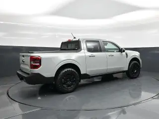 Ford Maverick 2024 AWD Lariat 4 puertas Supercrew 4.5 pies. Caja corta