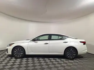 Nissan Altima 2024 AWD 2.5 SV 4dr Sedan