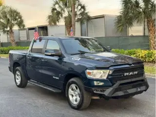 Ram 1500 Big Horn ( Diesel )