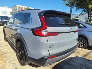 Honda CR-V Híbrido 2025 Sport-L 4 puertas SUV