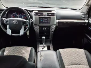 Toyota 4Runner 2016 4x2 SR5 4 puertas SUV
