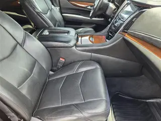 Cadillac Escalade ESV 2018 Lujo 4 puertas SUV