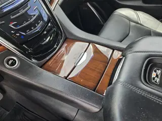 Cadillac Escalade ESV 2018 Lujo 4 puertas SUV