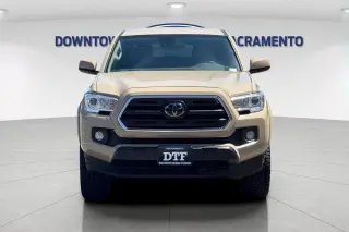 Toyota Tacoma 2019 4x4 TRD Off-Road 4 puertas Cabina Doble 6.1 pies LB