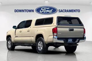 Toyota Tacoma 2019 4x4 TRD Off-Road 4 puertas Cabina Doble 6.1 pies LB