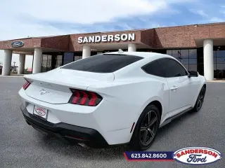 Ford Mustang 2025 EcoBoost 2 puertas Fastback