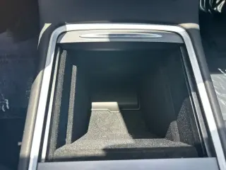 Tesla Model 3 2023 4 puertas Sedan