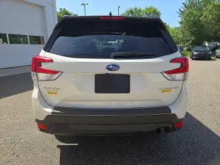 Subaru Forester 2024 AWD Premium 4 puertas Crossover