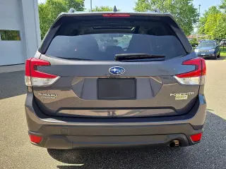 Subaru Forester 2023 AWD Premium 4 puertas Crossover