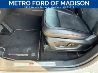 Ford Explorer 2023 AWD ST-Line 4 puertas SUV
