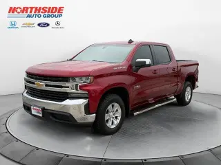 Chevrolet Silverado 1500 2021 4x2 LT 4 puertas Crew Cab 5.8 pies. Caja corta