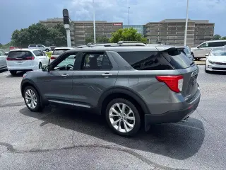 Ford Explorer 2022 AWD Platinum 4 puertas SUV