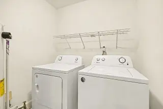 Propiedad en alquiler con 2 habitaciones y 1 baño en Aurora