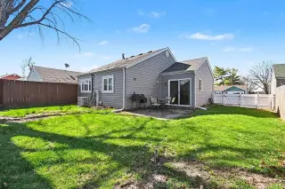 Propiedad en alquiler con 2 habitaciones y 1 baño en Aurora