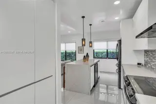 Propiedad en alquiler con 3 habitaciones y 3 baños en Miami