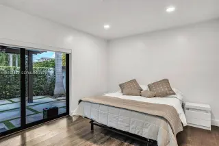 Propiedad en alquiler con 3 habitaciones y 3 baños en Miami