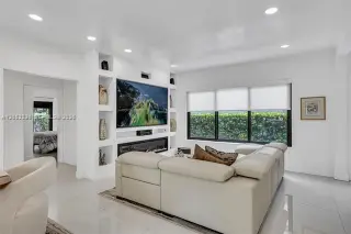 Propiedad en alquiler con 3 habitaciones y 3 baños en Miami
