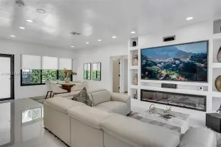 Propiedad en alquiler con 3 habitaciones y 3 baños en Miami