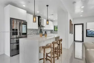 Propiedad en alquiler con 3 habitaciones y 3 baños en Miami