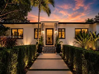 Propiedad en alquiler con 3 habitaciones y 2 baños en Miami