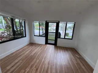 Propiedad en alquiler con 3 habitaciones y 2 baños en Miami
