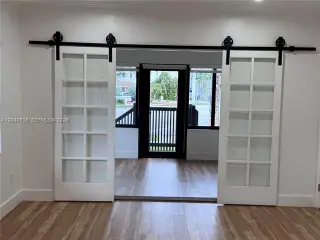 Propiedad en alquiler con 3 habitaciones y 2 baños en Miami