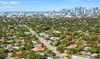 Propiedad en alquiler con 3 habitaciones y 2 baños en Miami