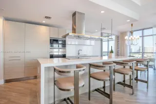 Propiedad en alquiler con 3 habitaciones y 3.5 baños en North Miami Beach