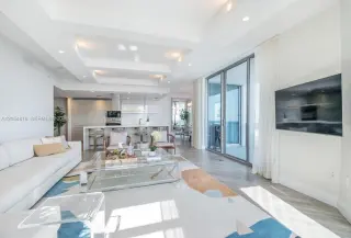 Propiedad en alquiler con 3 habitaciones y 3.5 baños en North Miami Beach