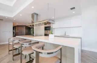 Propiedad en alquiler con 3 habitaciones y 3.5 baños en North Miami Beach