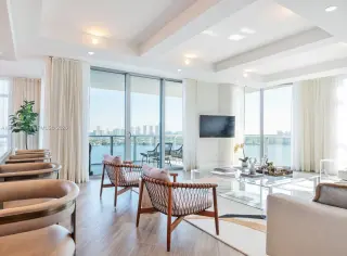 Propiedad en alquiler con 3 habitaciones y 3.5 baños en North Miami Beach