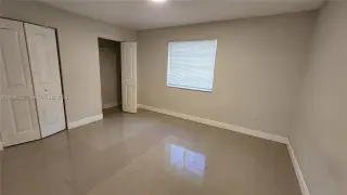 Propiedad en alquiler con 3 habitaciones y 2 baños en Miami