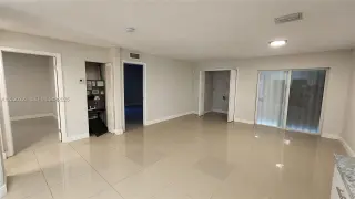 Propiedad en alquiler con 3 habitaciones y 2 baños en Miami